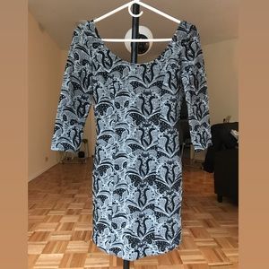 Fitted winter/fall dress 3/4 sleeves